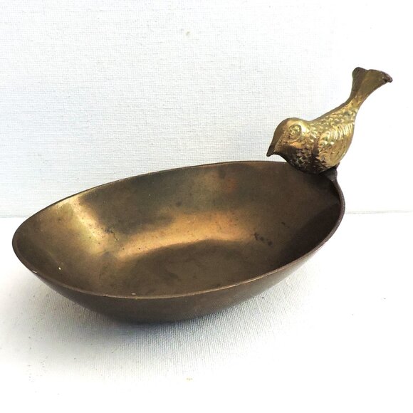 Vintage Brass Bird Bath With Perched Bird On Rim Home Decor - Picture 1 of 6